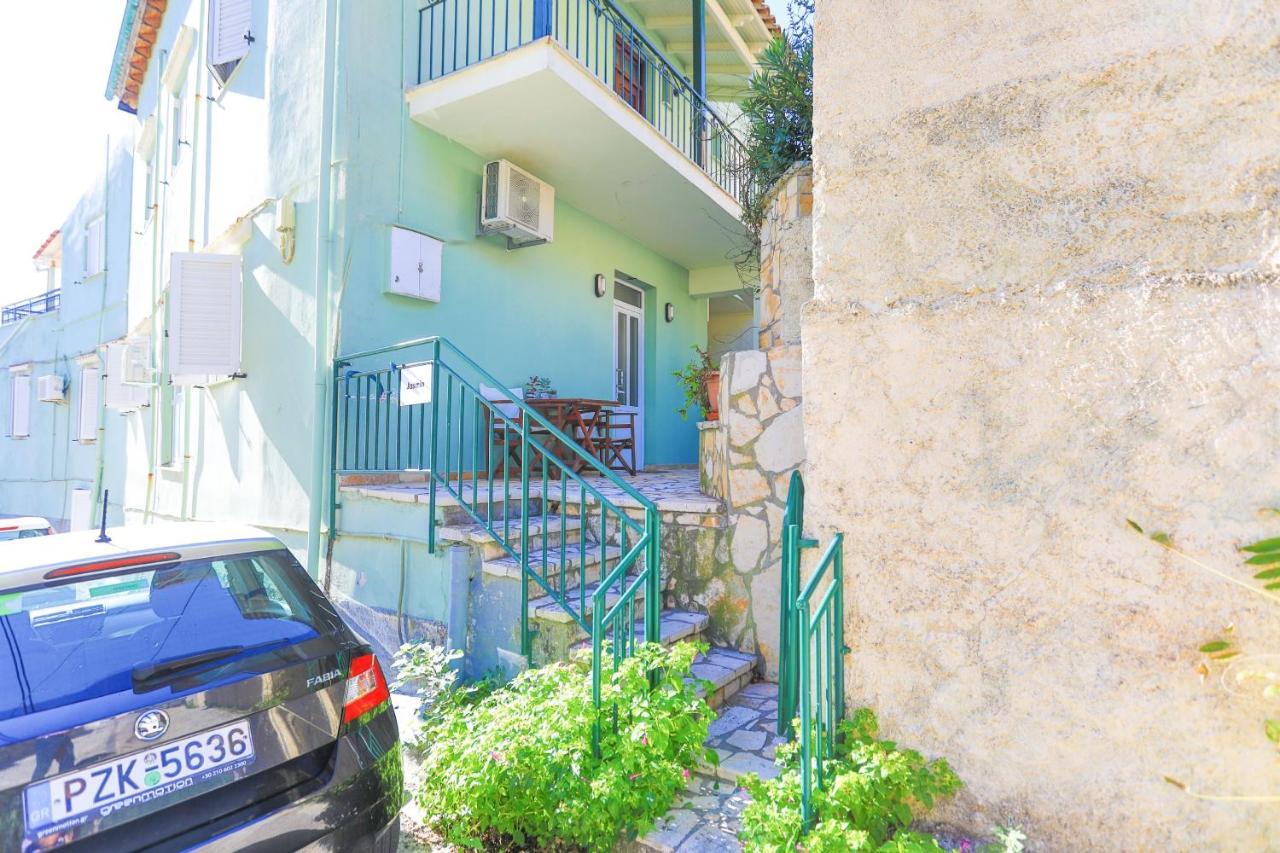 Kaminaki Beachfront Apartments Νησάκι Εξωτερικό φωτογραφία