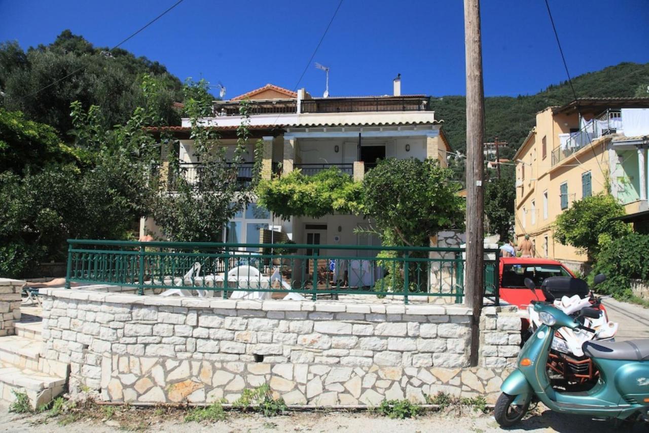 Kaminaki Beachfront Apartments Νησάκι Εξωτερικό φωτογραφία